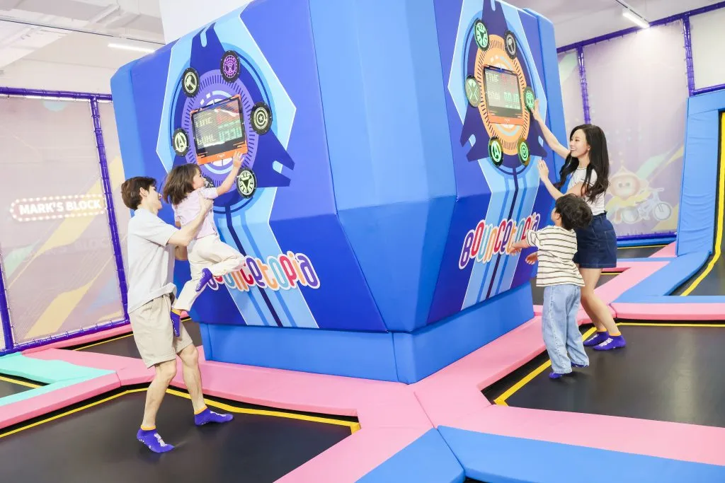 Bouncetopia Olympian City - Play